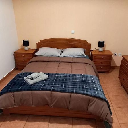 Άνετο Κεντρικό Διαμέρισμα Με 2 Υπνοδωμάτια تريبوليس المظهر الخارجي الصورة